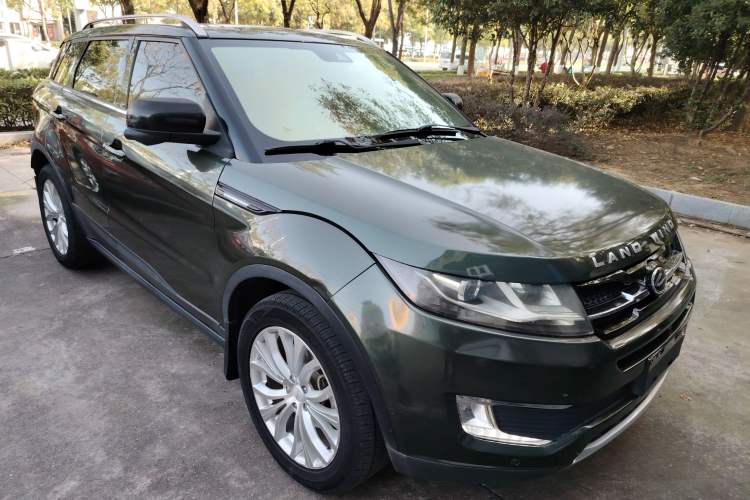 Used Land X7 2015 2.0T Panoramic Prestige Edition
