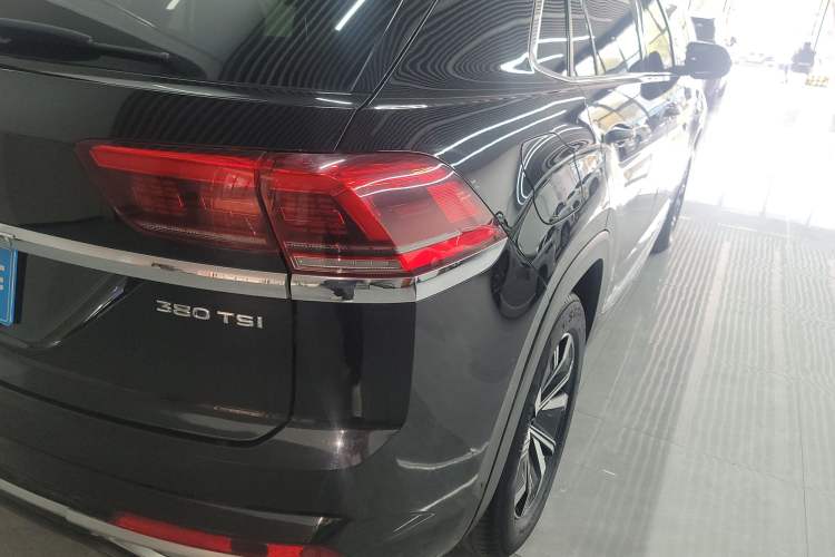 Used Volkswagen Teramont X 2020 Facelift 380TSI Four-Wheel Drive Luxury Edition Right Rear Taillight