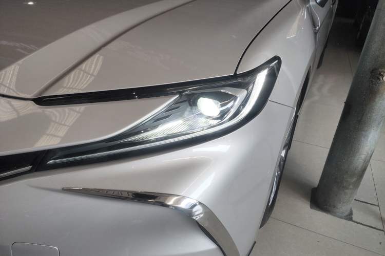 Used Toyota Camry 2024 Dual-Motor 2.0 HGVP Luxury Edition