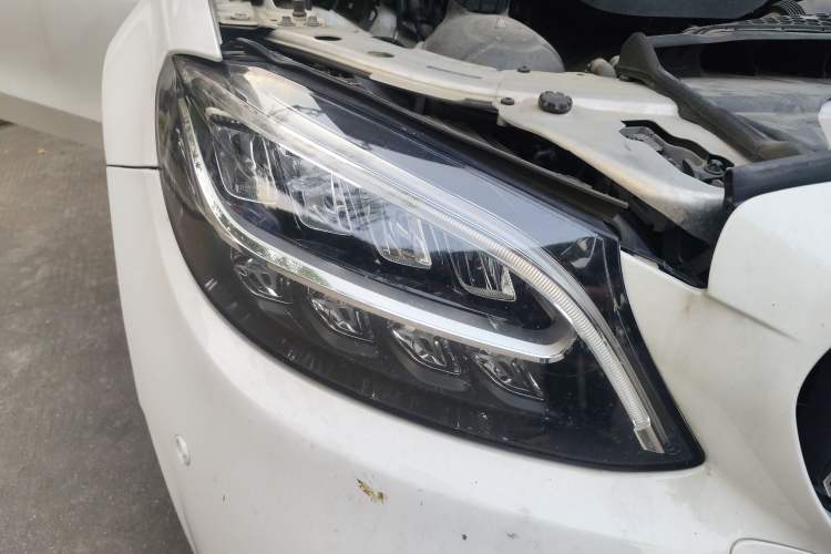 Used Mercedes-Benz C-Class 2020 Updated C 200 L Fashion Edition