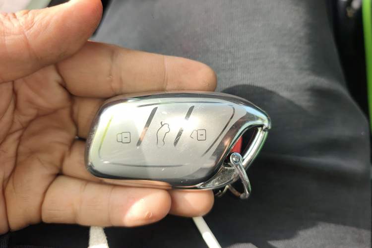 Used Roewe Clever 2021 302 km New Four-Seater Super-Efficient Version
