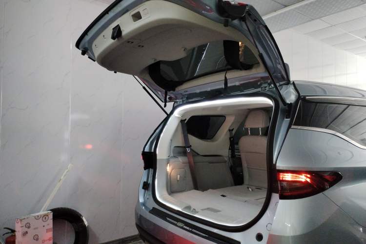 Used Geely Auto Jiajie New Energy 2021 ePro 1.5TD PHEV Luxurious Edition
