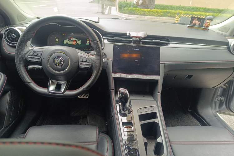 Used MG 6 New Energy 2020 1.5T Hybrid Leading Luxury Edition Center Console