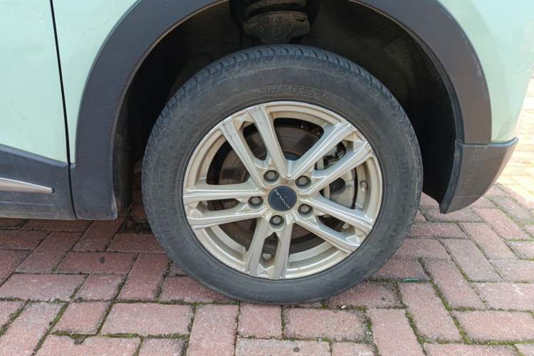 Used Dayun Yuehu 2023 300 Standard Edition Right Front Wheel Hub