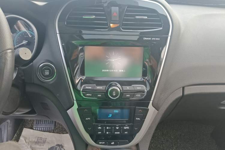 Used GAC Trumpchi GS5 Super 2016 1.8T Automatic Two-Wheel Drive Anniversary Edition