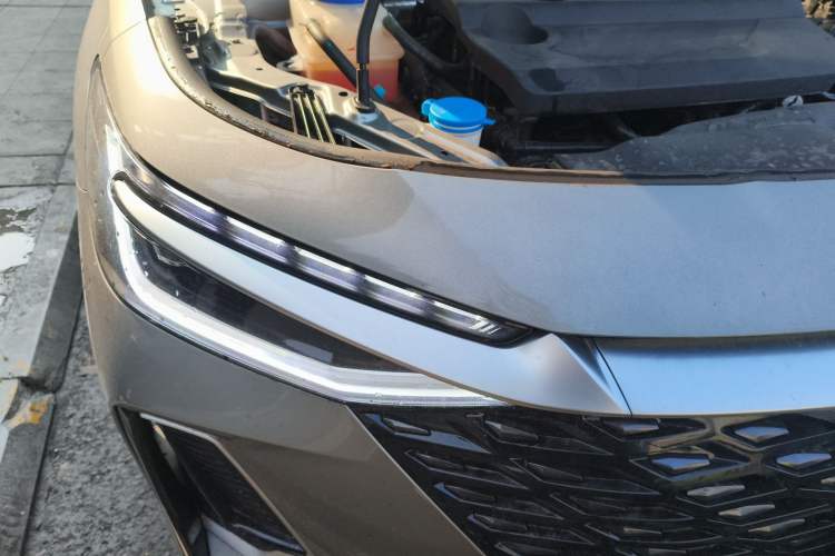 Used Chery Arrizo 8 2025 1.6T DCT Excellence Edition
