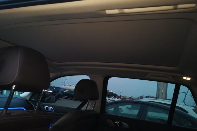 Used BMW X5 2022 Restyled xDrive 30Li Luxury Version M Sport Package Headliner