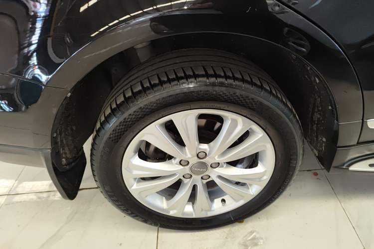 Used Haval H8 2017 2.0T Gasoline Four-Wheel Drive Luxury Model