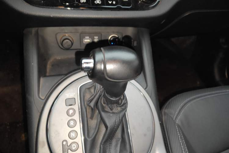 Used Kia Sportage R 2015 2.0L Automatic Two-Wheel Drive GLS