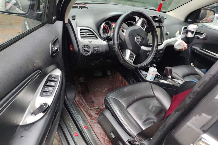 Used Dodge Journey 2014 2.4L Two-Wheel Drive Touring Edition