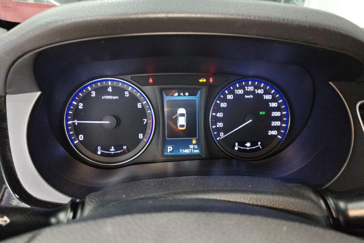 Used Hyundai Mistra 2014 1.8L Automatic Deluxe DLX Model Instrument Cluster