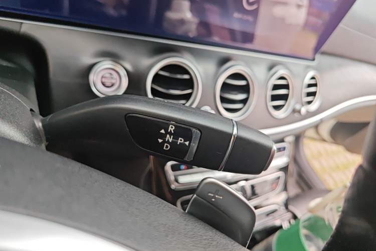 Used Mercedes-Benz E-Class 2016 E 200 L Sport Edition Gear Lever