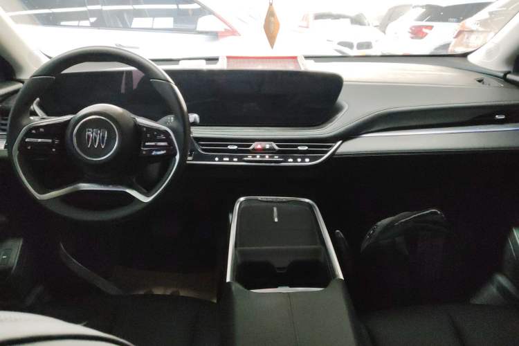 Used Buick LaCrosse 2023 Restyled 25T Cross-Country Edition
