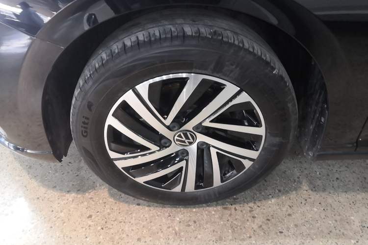 Used Volkswagen Lavida 2024 1.5L Automatic 5 Million Edition Exterior 3