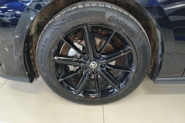 Used Changan UNI-V 2025 1.5T 500Bar High-Energy Version