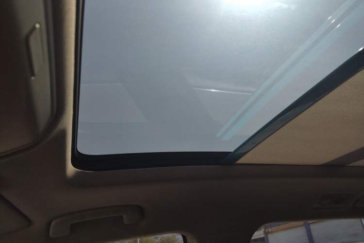 Used Volkswagen Tiguan L 2018 330TSI Automatic Two-Wheel Drive Luxury Edition