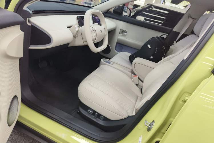 Used firefly 2025 Illuminated Edition
