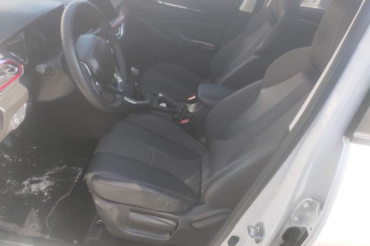 Used Oshan X5 2021 Revised Version 1.6L Manual Luxury Edition