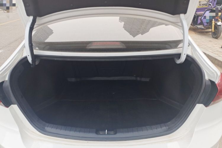 Used Hyundai Elantra (6th Generation / Lingdong) 2016 1.6L Automatic ZhiXuan · Luxury Version