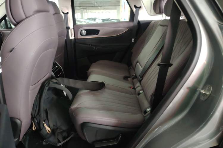 Used Chery Tiggo 9 C-DM 2025 1.5T 106KM Ultra-Comfort Edition 5 Seats Lithium-NMC Left Rear Seat