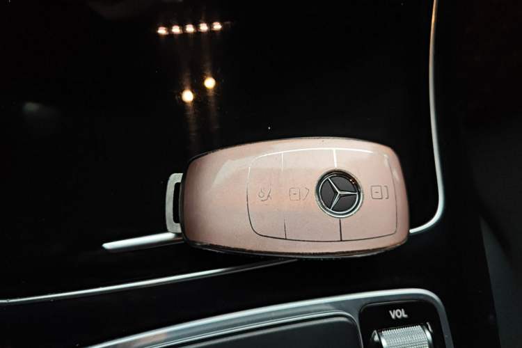 Used Mercedes-Benz C-Class 2021 C 260 Star Edition Vehicle Key