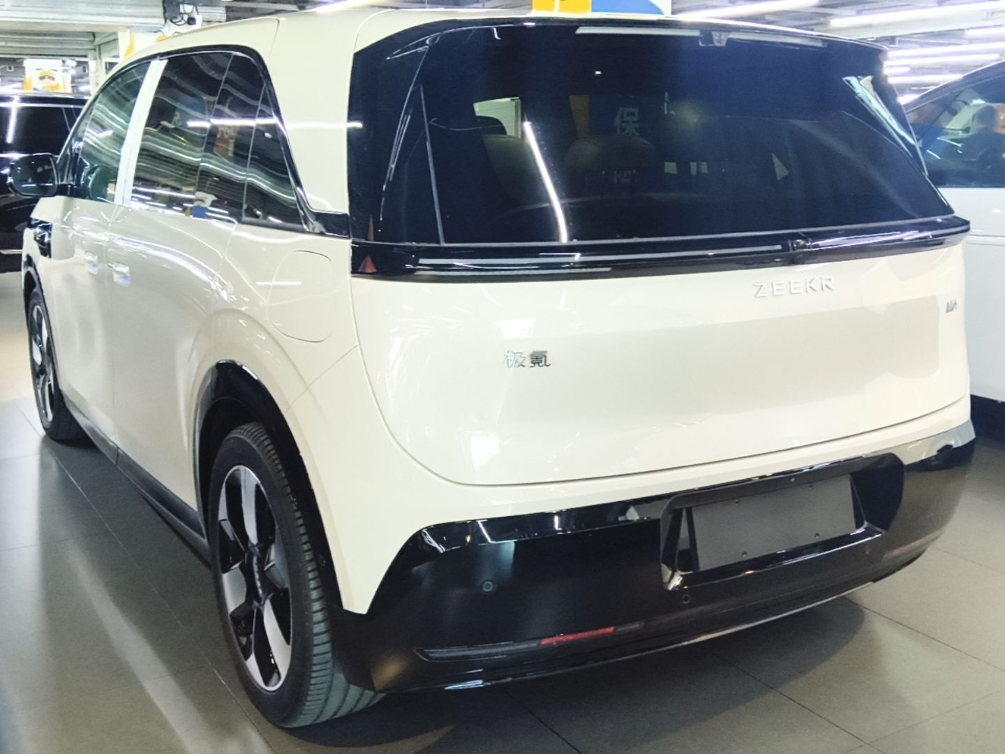 Zeekr MIX 2025 Intelligent Driving Version — снимка 4