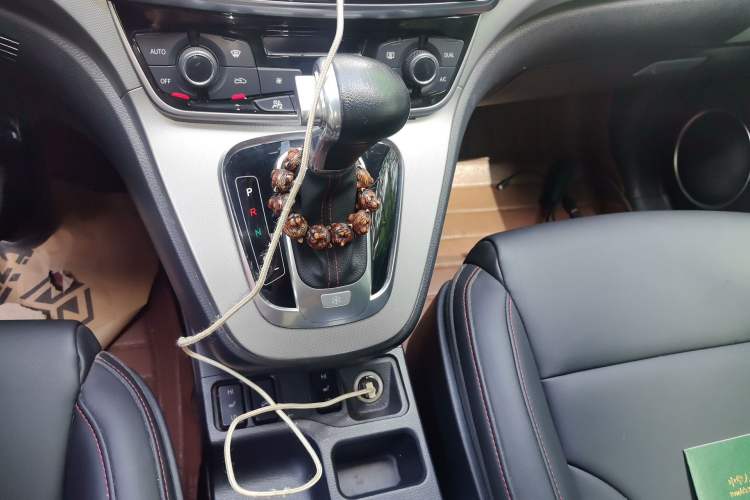 Used Haval H6 2015 Sport Edition 1.5T Automatic Two-Wheel Drive Luxury Model
