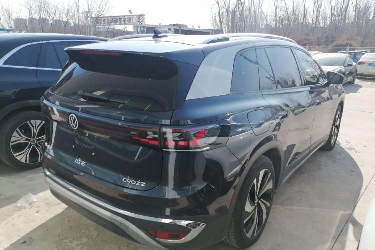 Used Volkswagen ID.6 CROZZ 2022 Long-Range PURE+ Edition
