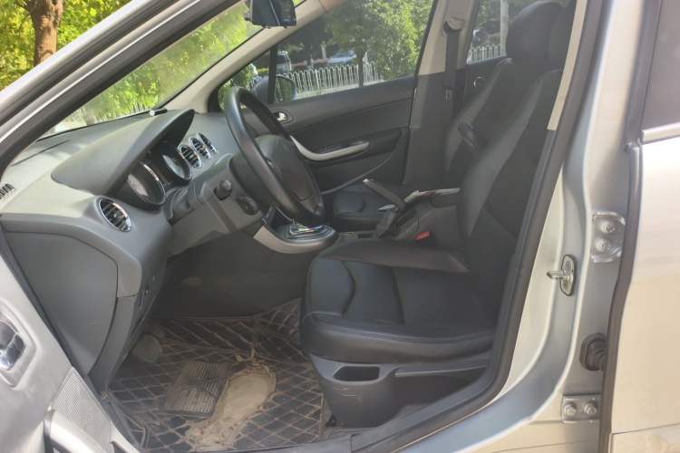 Used Peugeot 408 2010 2.0L Automatic Comfort Edition
