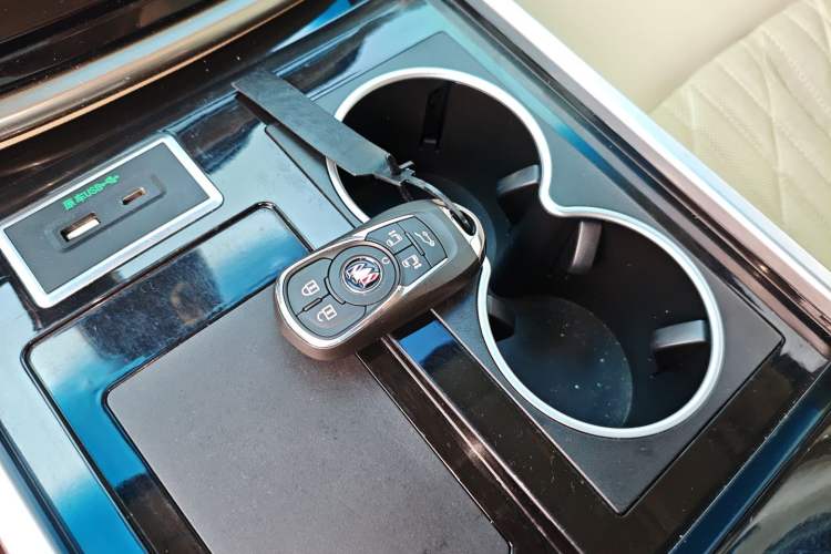 Used Buick GL8 2023 ES Lu Zun Luxury Model
