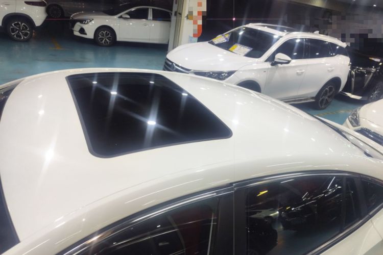 Used MG 5 2022 300TGI DCT Chao Yue Luxury Edition
