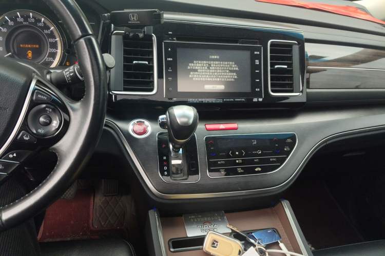 Used Honda Elysion 2016 2.4L Supreme Edition
