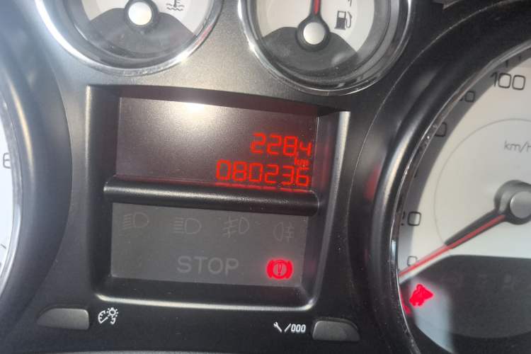 Used Peugeot 308 2014 Enjoy Edition Classic 1.6L Manual YouShang Model
