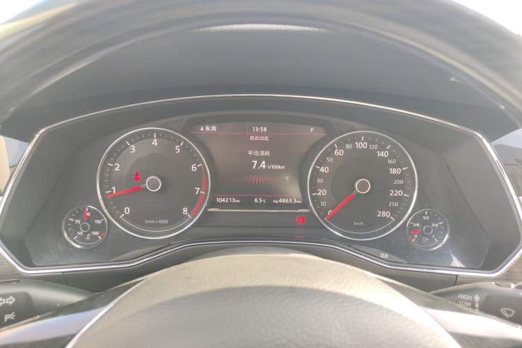 Used Volkswagen Phideon 2019 380TSI Two-Wheel Drive Business Edition China VI Standard