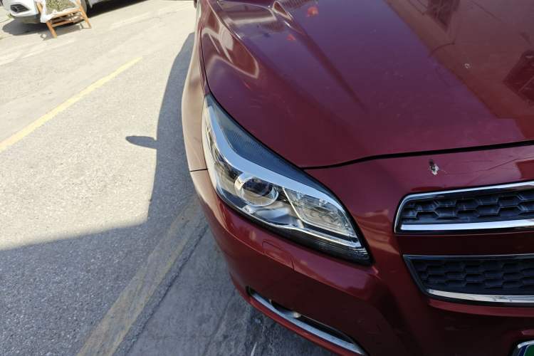 Used Chevrolet Malibu 2014 2.0L Automatic Luxury Edition Right Front Headlight