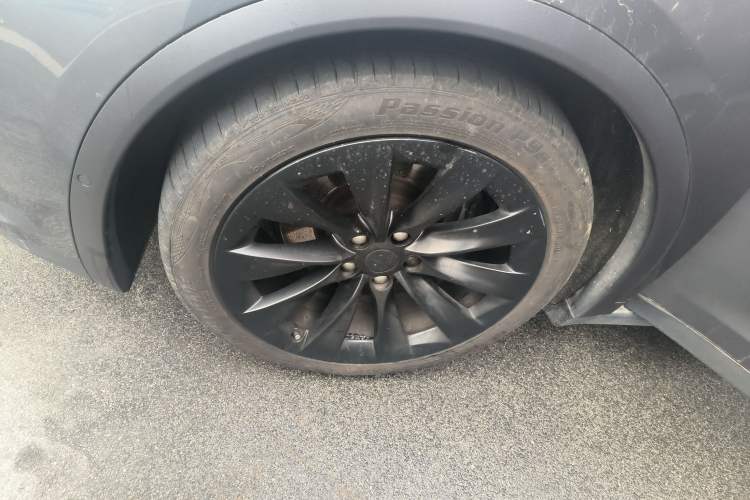 Used Tesla Model X 2019 Long-Range Version Exterior 7