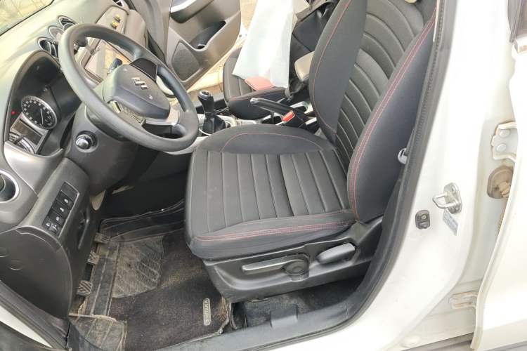 Used Suzuki Vitara 2016 1.6L Manual Two-Wheel Drive Entry-Level Trim
