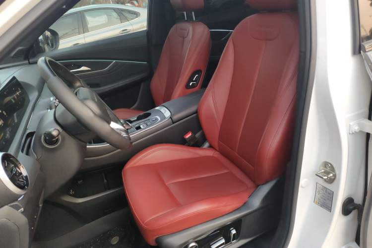 Used FORTHING T5 EVO 2021 1.5TD DCT Starry Edition
