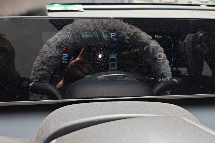 Used BYD Qin L 2024 DM-i 80KM Leading Model Instrument Cluster