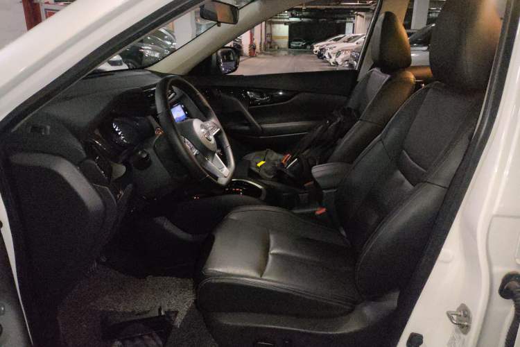 Used Nissan X-Trail 2022 2.0L Two-Wheel Drive Smart Connect & Comfort Edition