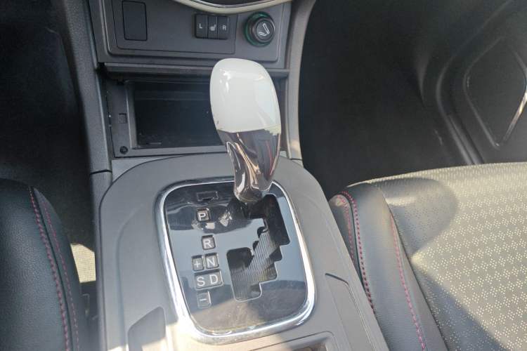 Used BYD S7 2015 2.0T Upgraded Automatic Flagship Version Gear Lever