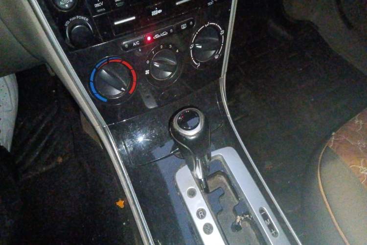 Used Mazda 6 2013 2.0L Automatic Fashion Edition Gear Lever