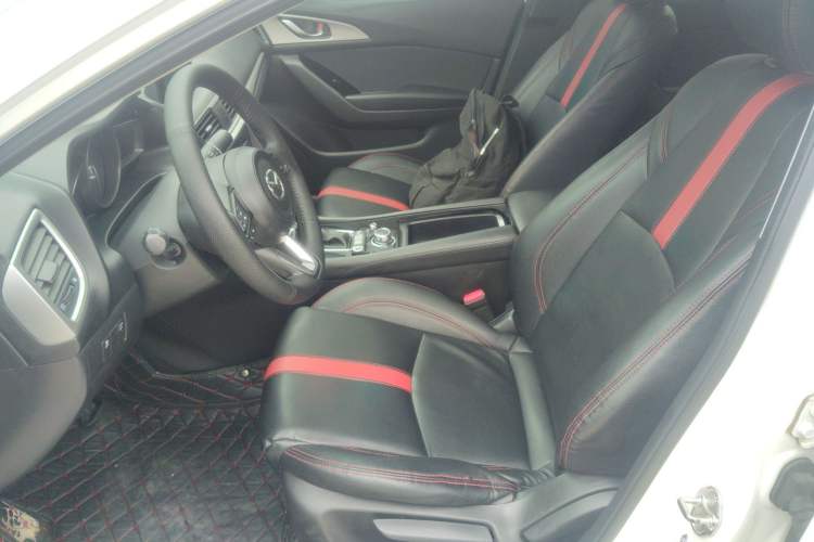 Used Mazda 3 Axela 2017 Sedan 1.5L Automatic Luxury Model Emission Standard China V