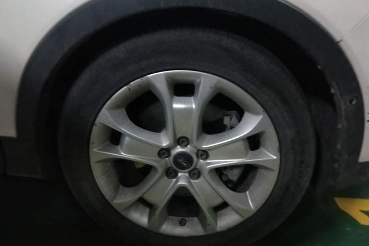 Used Ford Kuga 2013 2.0L GTDi Four-Wheel-Drive Sport Model Exterior 7