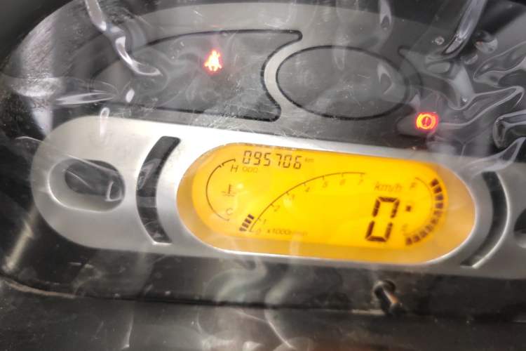 Used Dongfeng Xiaokang C32 2019 1.5L Standard Version China VI DK15
