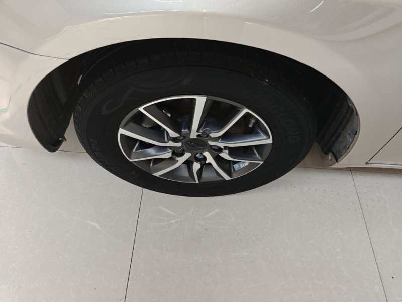 Used Geely Auto Emgrand 2019 Leading Edition 1.5L CVT Luxury Model China VI Standard — 22