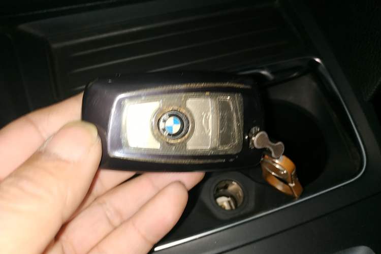 Used BMW 3 Series 2019 320Li Fashion Model
