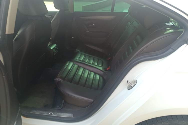 Used Volkswagen FAW-Volkswagen CC 2013 2.0 TSI Ultimate Model Left Rear Seat