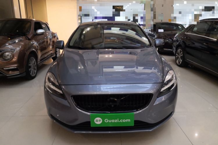 Used Volvo V40 2019 T3 Zhiyi Edition