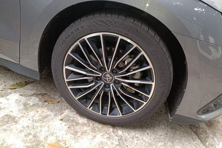 Used BYD Han 2022 DM-i 121KM Luxury Model
